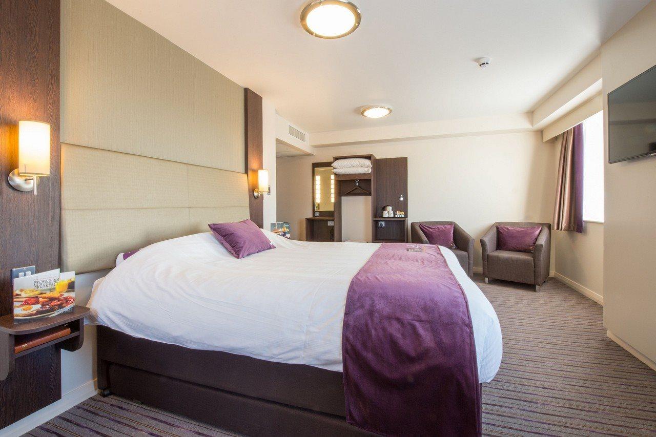 Premier Inn Cambridge City Centre Экстерьер фото