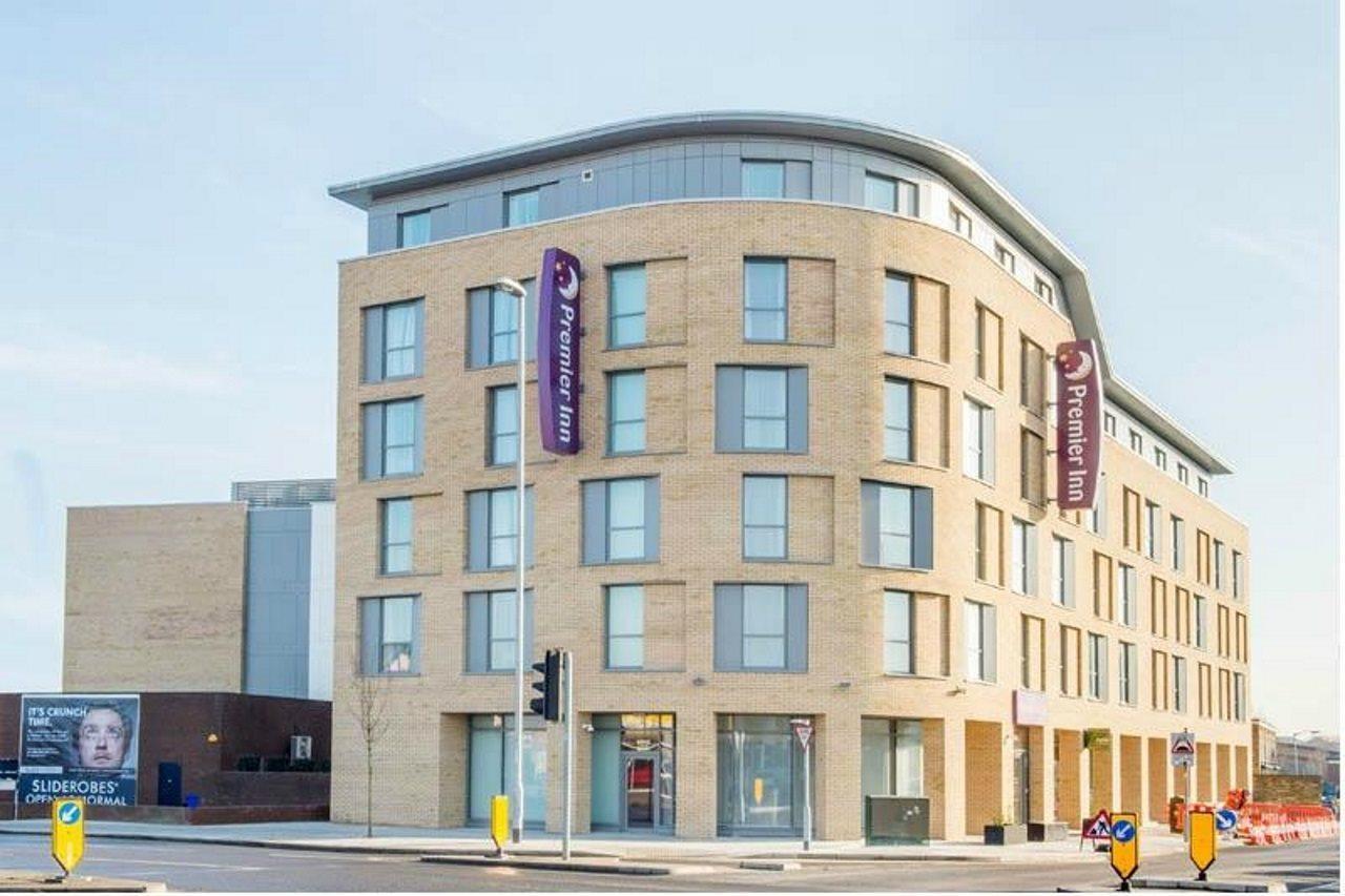 Premier Inn Cambridge City Centre Экстерьер фото