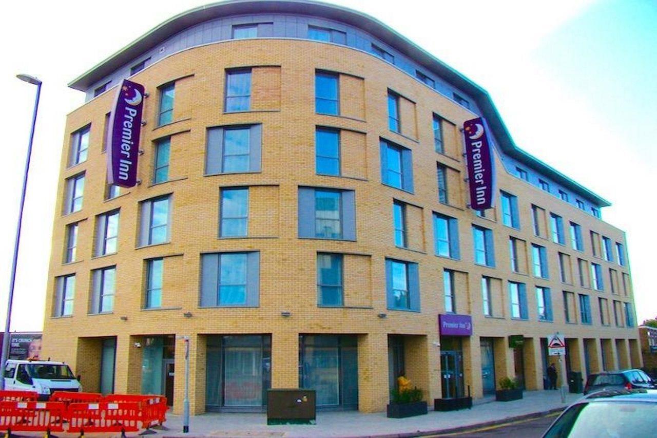 Premier Inn Cambridge City Centre Экстерьер фото